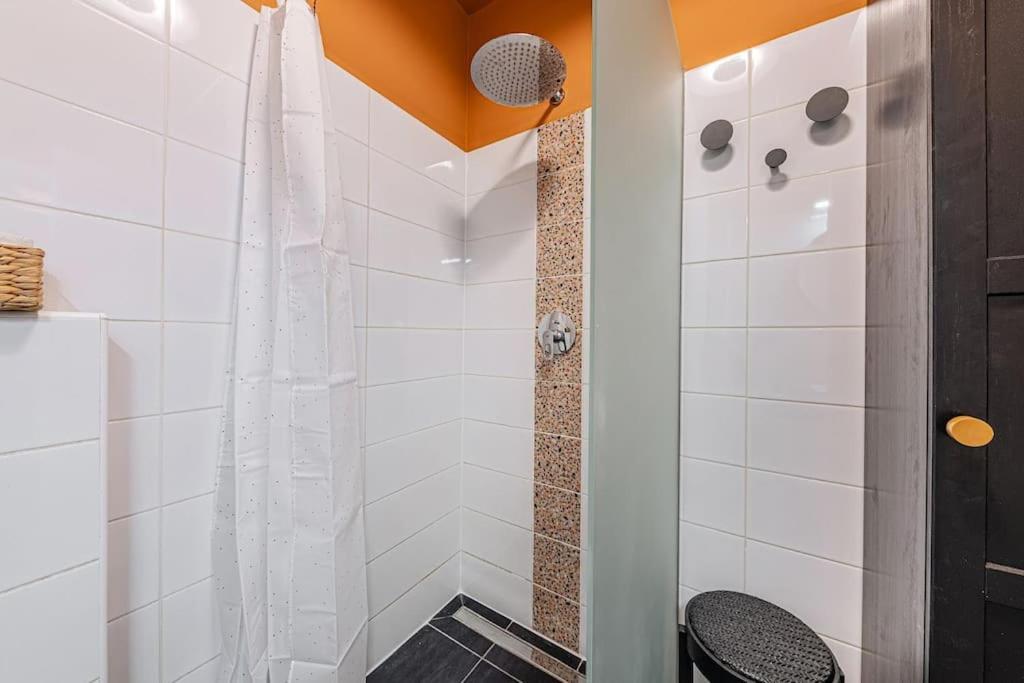Rose Garden In Centre For 4 Apartamento Budapest
