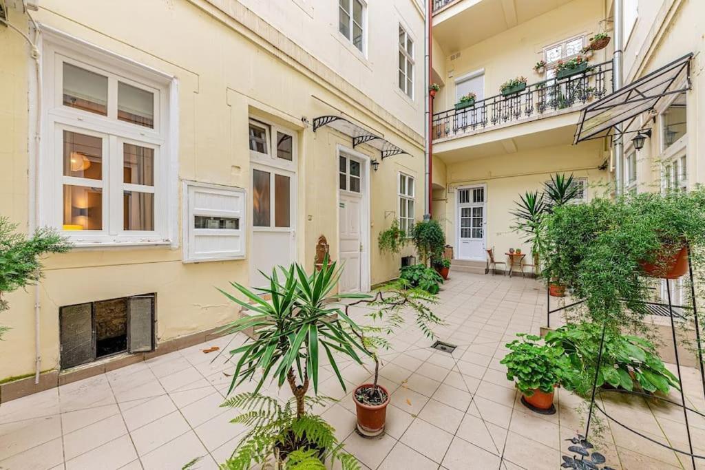 Rose Garden In Centre For 4 Apartamento *